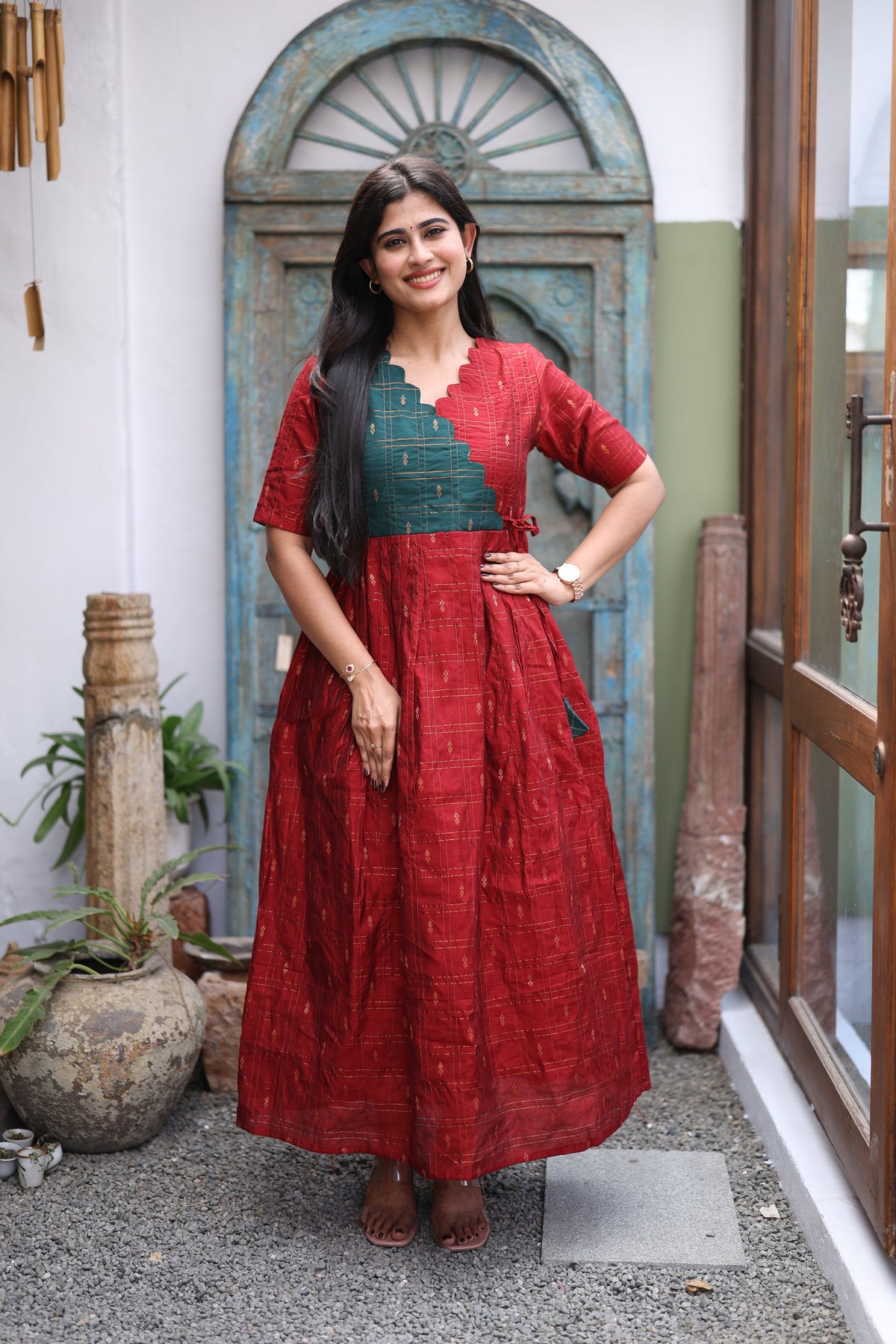 Premium Ethnic Raw Silk Scallop Maxi-Feeding(With Lining)FC0019